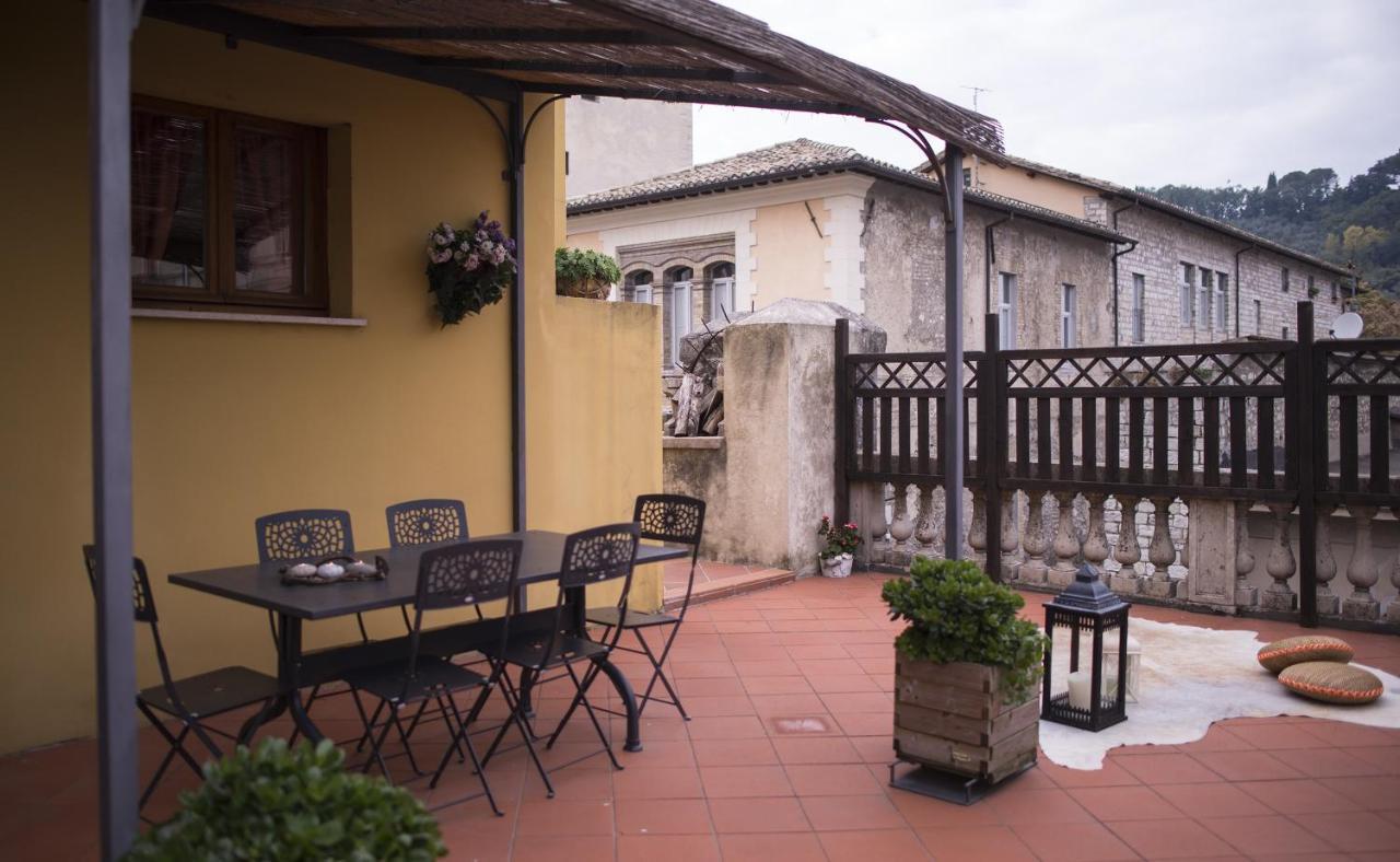 Ferienwohnung La Terrazza Spoleto Zimmer foto